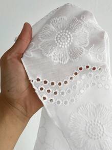 Viva Relle 大码女式刺绣镂空双层蝴蝶荷叶边露肩连衣裙 - 白色 - 查看 6