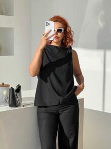 SHEIN Frenchy Plus Size Solid Color Asymmetric Hem Shirt