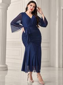 Modelyn Abito elegante da donna taglia grande, monocolore, con scollo a V incrociato, maniche a campana arricciata e orlo a coda di pesce