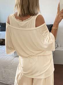 DAZY Women's V-Neck Lace Patchwork Loose Sleepwear Top