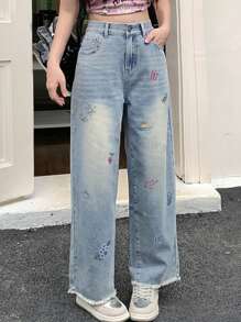 DAZY Women's Floral Embroidered Pocket Straight Leg Loose Fit Jeans - Baby Blue - View 3