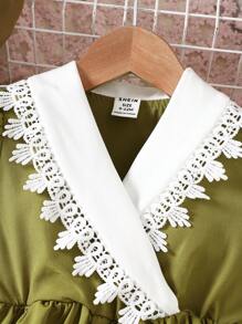 SHEIN 女婴优雅双色领蕾丝荷叶边泡泡袖连衣裙 - 軍綠色 - 查看 3