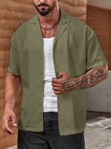 Manfinity Homme Lose sitzende Herren Hemd in Einfarbig mit Knöpfen, minimalistisch und modisch, geeignet für den Sommer