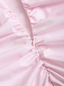 Sweetra 女式新款简约蝴蝶结褶饰 A 字腰短款迷你吊带背心连衣裙