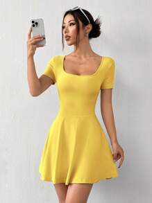 SHEIN EZwear 黄色针织女款方领短袖休闲短连衣裙 - 黃色 - 查看 3