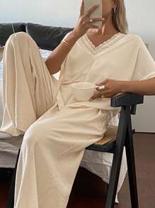 DAZY Women's V-Neck Lace Patchwork Loose Sleepwear Top