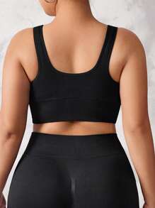 Easithlete Plus Size Women's Seamless Sports Bra In Black