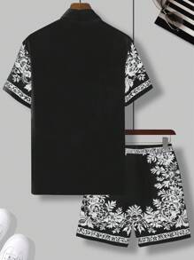 Manfinity Homme 大码男士花卉印花短袖衬衫和短裤休闲套装 - 黑色 - 查看 2