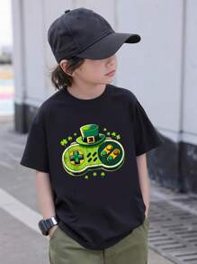 SHEIN Genkimix Kids Young Boy Clover Print Crew Neck Short Sleeve Casual T-Shirt - Black - View 1