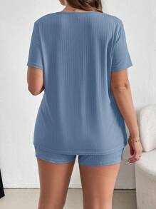 SHEIN Essnce 大码纯色休闲短袖上衣和短裤套装，夏季 - 淺藍色 - 查看 3