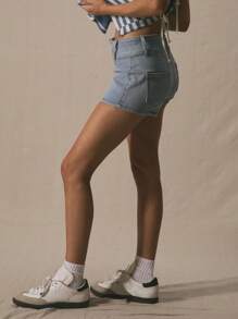 MUSERA Low Rise Double Button Belt Detail Denim Micro Mini Shorts Spring Summer Cute Vacation 90's Y2k Al Fresco Ibiza Western Holiday Beach Evening Party Elegant - Light Wash - View 4