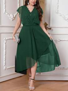 SHEIN Clasi 大码蕾丝雪纺 V 领飘逸优雅短袖连衣裙