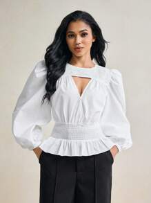 TSS Blusa de manga abullonada con volante y diseño calado tejido en blanco - Blanco - Ver 6