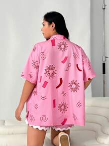 SHEIN EZwear 2pcs/Set Plus Size Pink Print Short Sleeve Shirt And Shorts - Pink - View 2