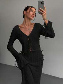 Aloruh Women's Autumn/Winter New Arrival Sexy Fashionable Front Tie Top And Low-Waisted Ruched Texture Long Skirt 2 Pieces Set