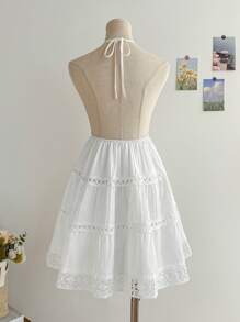 Soleia 白色纹理对比蕾丝荷叶边下摆迷你度假娃娃裙 - 白色 - 查看 2