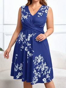 SHEIN Clasi Plus-Size Floral Printed Pleated Dress Blue Dress - Blue - View 3