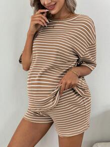 SHEIN 2pcs Maternity Casual Striped Short Sleeve Top And Shorts Set