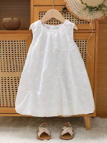 SHEIN 年轻女孩夏季新款简约蝴蝶结刺绣材质无袖背心花卉荷叶边连衣裙，简约甜美可爱公主芭蕾舞裙 - 白色 - 查看 1