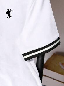 SHEIN Mirajuku 青少年男孩休闲时尚马匹印花罗纹领短袖 Polo 衫 - 白色 - 查看 4