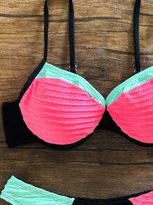 SHEIN Swim 2件套女士夏季性感无钢圈拼接撞色背心和丁字裤细肩带比基尼套装 - 彩色 - 查看 7