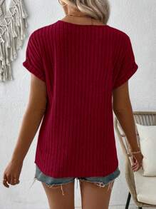 SHEIN LUNE 休闲百搭针织纽扣装饰纯色 V 领短袖 T 恤 - 紅色 - 查看 2