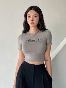 DAZY Slogan Graphic Crop Tee - Light Grey - View 5