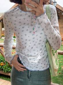 FRIFUL 碎花长袖休闲T恤，适合夏季服装和度假 - 白色 - 查看 3