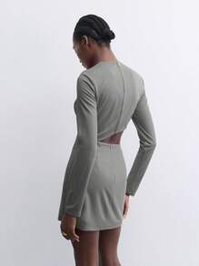 Maija Vestido corto de mujer de manga larga, cuello redondo, con diseño calado, ajustado, elegante y versátil para fiesta de vacaciones y primavera