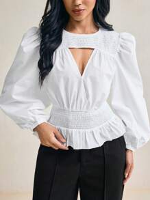 TSS Blusa de manga abullonada con volante y diseño calado tejido en blanco - Blanco - Ver 2