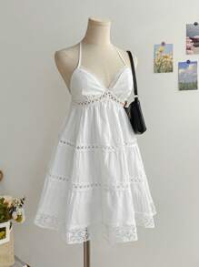 Soleia 白色纹理对比蕾丝荷叶边下摆迷你度假娃娃裙 - 白色 - 查看 3