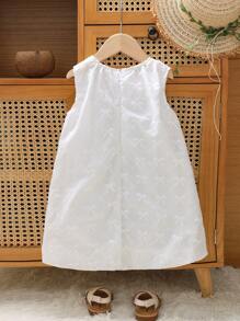 SHEIN 年轻女孩夏季新款简约蝴蝶结刺绣材质无袖背心花卉荷叶边连衣裙，简约甜美可爱公主芭蕾舞裙 - 白色 - 查看 2