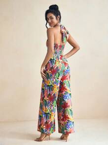 Miriam Omar Jumpsuit Panjang Model Musim Semi dan Musim Panas Berwarna-warni dengan Motif Bunga yang Ceria, Leher Halter V Dalam, dan Bagian Belakang Berkerut, Potongan Lebar. - MultiWarna - View 1