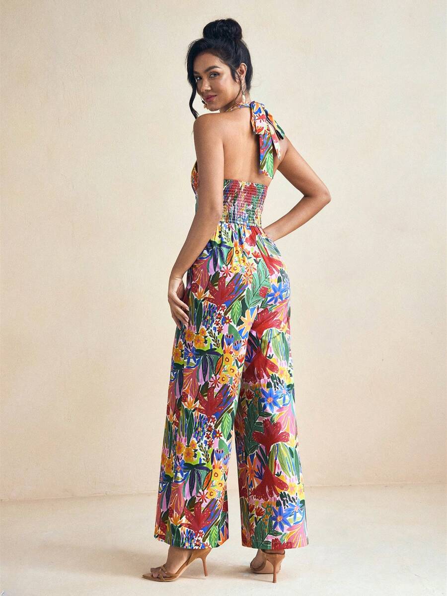 Miriam Omar Jumpsuit Panjang Model Musim Semi dan Musim Panas Berwarna-warni dengan Motif Bunga yang Ceria, Leher Halter V Dalam, dan Bagian Belakang Berkerut, Potongan Lebar. - MultiWarna - View 1