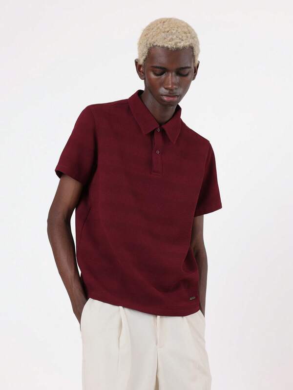 SUMWON Polo texturé ajusté essentiel, style classique casual chic, respirant pour l'été et le printemps, tenue de bureau, golf, sport moderne, design de créateur