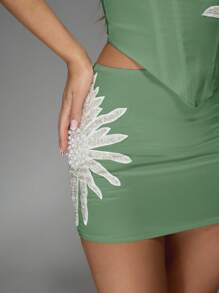 MISSGUIDED 亮片花卉装饰缎面两件套抹胸束身胸衣迷你裙派对夜店夏季晚间场合穿着闪亮刺绣无肩带套装圣诞节 - 綠色 - 查看 8