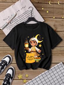 SHEIN Casual, Fashionable, Round Neck, Knit, Print T-Shirt For Boys