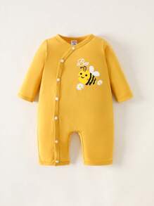 4 件套新生儿礼品套装，包括简约蜜蜂和雏菊印花连体衣、长袖连体衣、短袖连体衣、长裤、2 顶无檐小便帽 - 彩色 - 查看 4
