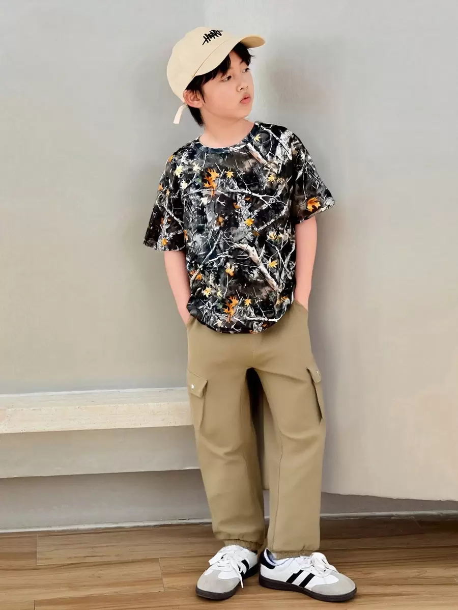 SHEIN Leap Crew 男童休闲印花短袖T恤和裤子套装 - 軍綠色 - 查看 1