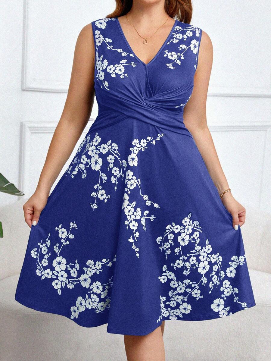 SHEIN Clasi Plus-Size Floral Printed Pleated Dress Blue Dress - Blue - View 1
