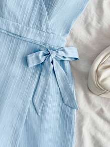 Soleia 女士纹理编织浅蓝色 V 领盖袖露背系腰阔腿连体裤，适合度假