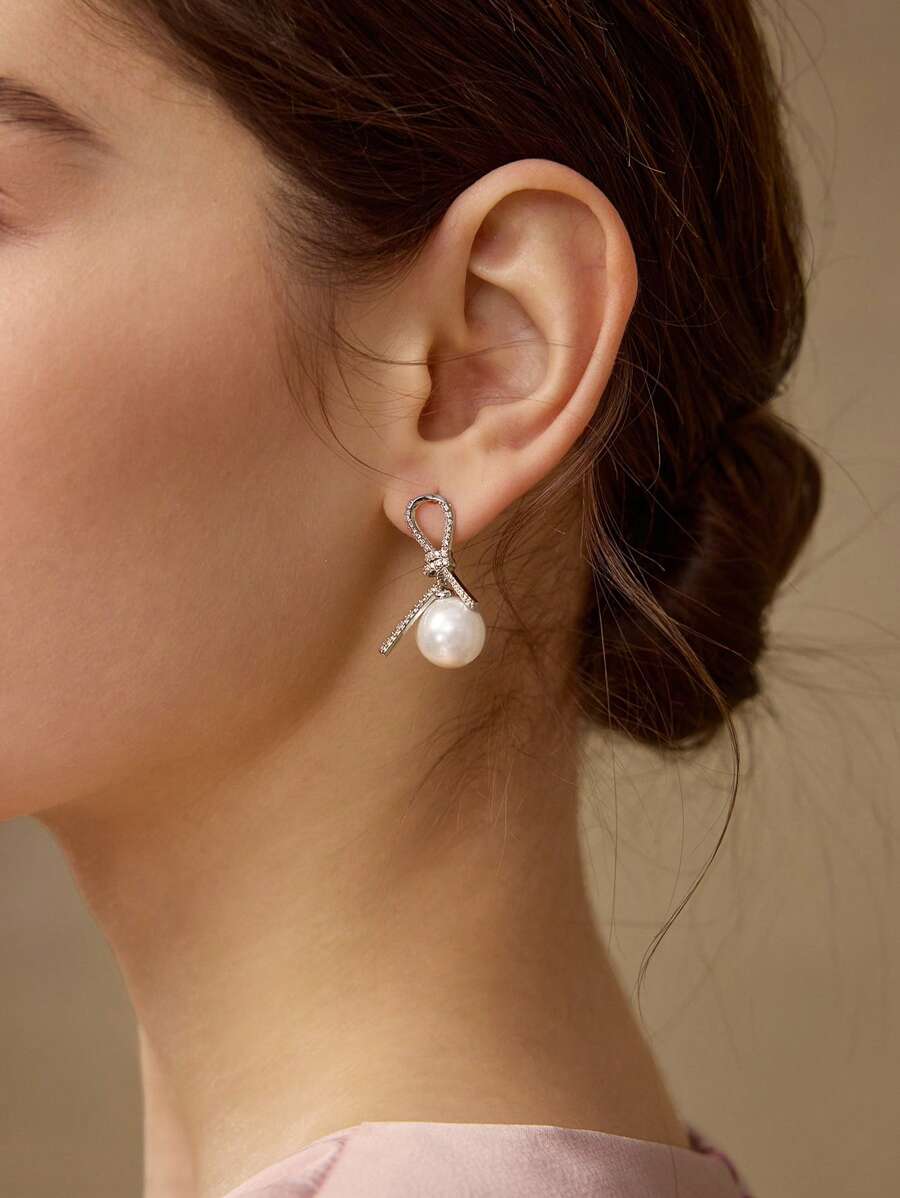 MOTF PREMIUM 法式几何丝带环绕方晶锆石仿珍珠耳环 - 銀色 - 查看 2