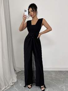 Chiquease 无袖纯色简约褶皱拼接雪纺 3D 花卉连体裤，修身修身