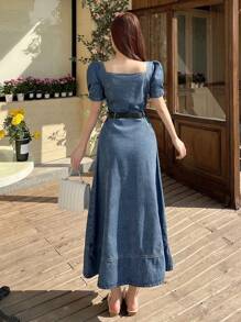 DAZY 方领泡泡袖水洗铆钉纽扣女式牛仔连衣裙太阳裙 - 淺色水洗藍 - 查看 2