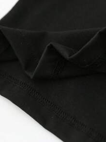 SHEIN 少年男童1件時尚基礎款圓領短袖t恤,帶字母印花 - 黑色 - 查看 4