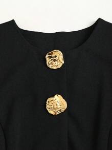 Sweetra Petite 极简主义法式基本款金属大纽扣无袖西装外套，小码女装 - 黑色 - 查看 4