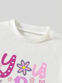 SHEIN Playful Pals Young Girl Summer Casual Letter Pattern Round Neck Short Sleeve Top And Cargo Pants Set - Purple - View 5