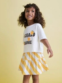 SHEIN Conjunto de 2 Peças, Camiseta com Estampa de Limão e Saia Evasê Listrada para Meninas Jovens, Verão - Multicolorido - Visão 6