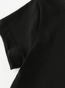 SHEIN 少年男童1件時尚基礎款圓領短袖t恤,帶字母印花 - 黑色 - 查看 5