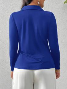 SHEIN Privé Camiseta casual de manga larga con cuello fruncido y color liso para tallas grandes - azul real - Ver 2